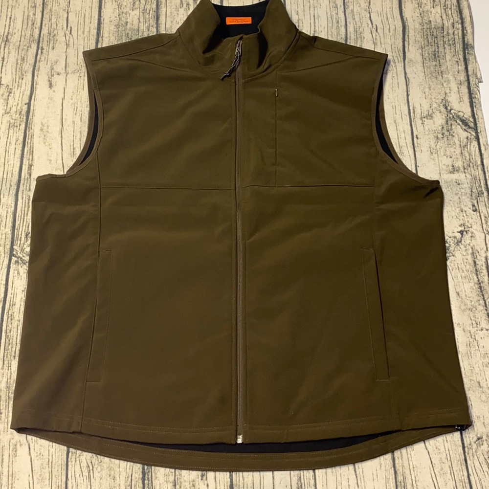 St. John’s Bay performance vest